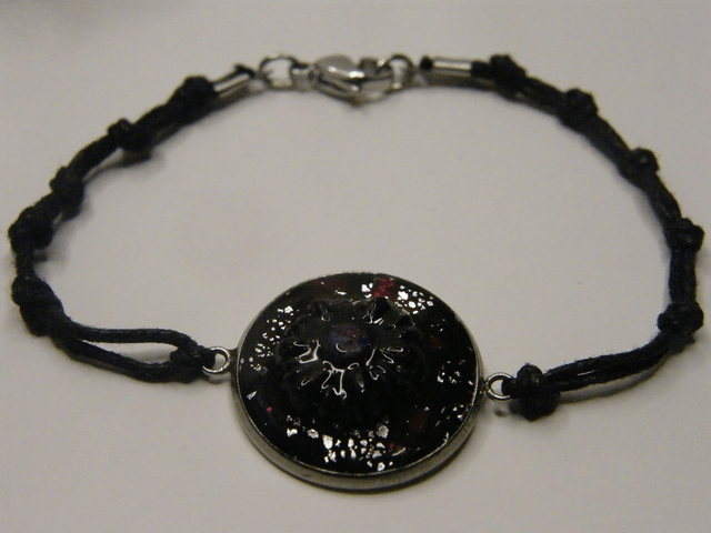 Cabochon Noir/Rose translucide
