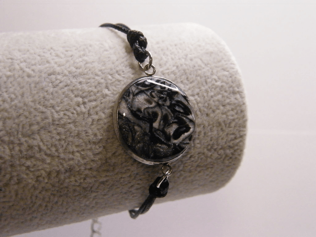 Cabochon Noir/Gris/Blanc