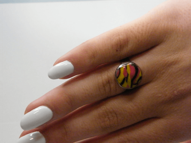 Cabochon Jaune/Rose/Noir