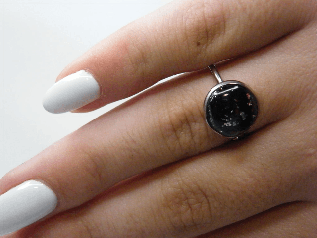 Cabochon Noir/Violet/Rose Translucide 2