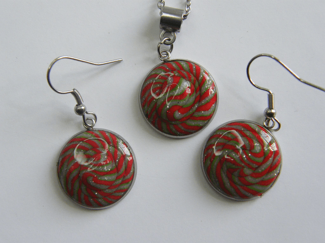 Cabochon Escargot Rouge/Vert/Gris pailleté