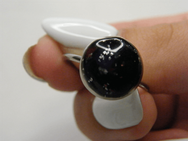 Cabochon Noir/Violet/Rose Translucide 2