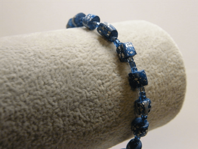 Perles Bleu/Feuille argentée