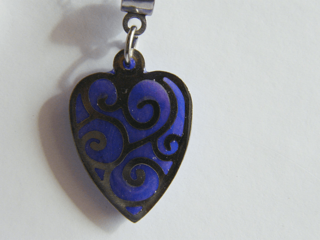Pendentif coeur intégré Violet